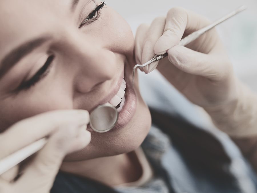 Oferta zdjęcia (4) Opieka dentystyczna Katowice Dental Medical Clinic